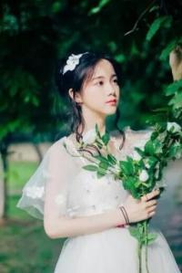 报告总裁,夫人带球跑